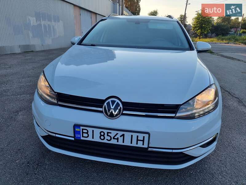 Универсал Volkswagen Golf 2019 в Харькове