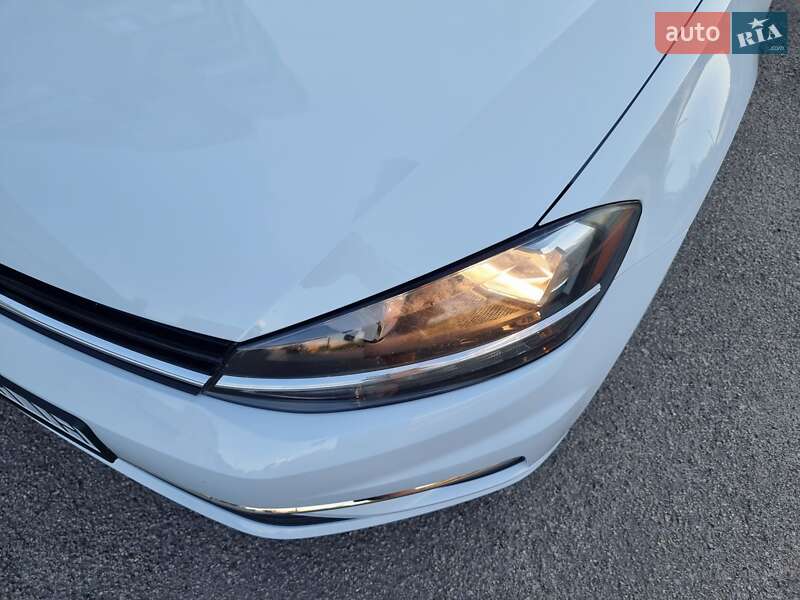 Универсал Volkswagen Golf 2019 в Харькове