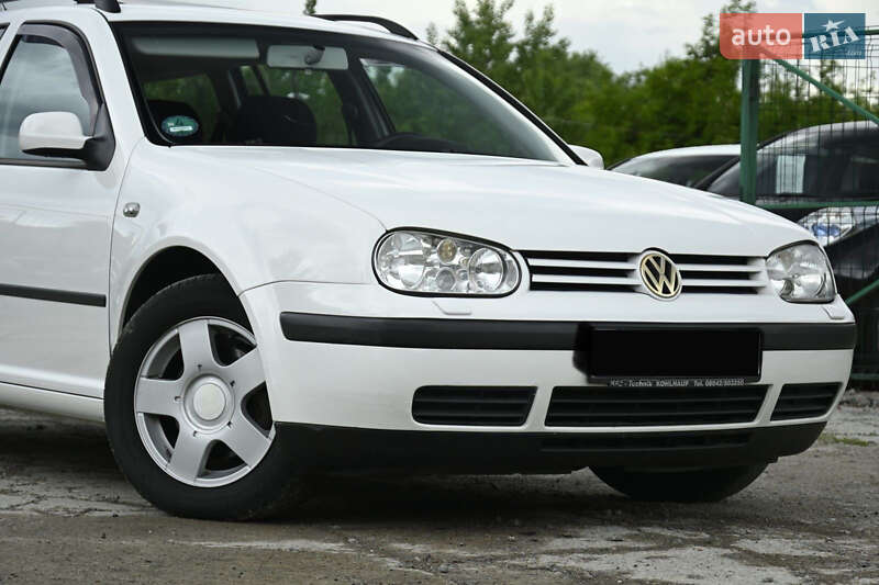 Volkswagen Golf 2003