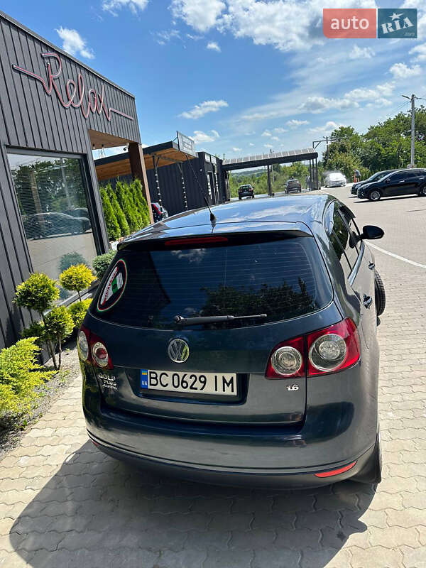 Хетчбек Volkswagen Golf 2007 в Яворові