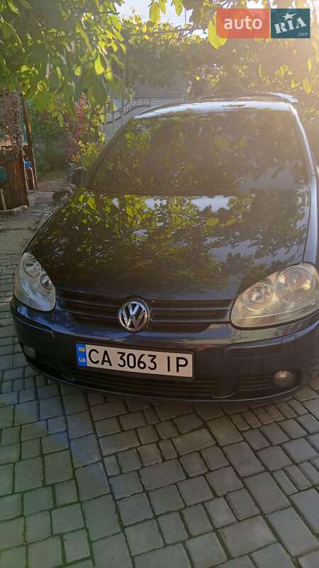 Хэтчбек Volkswagen Golf 2006 в Чечельнике