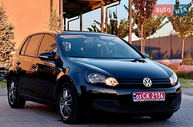 Хетчбек Volkswagen Golf 2010 в Луцьку