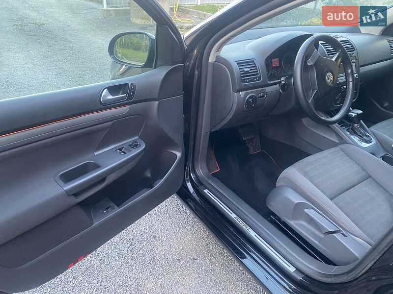 Хэтчбек Volkswagen Golf 2007 в Бучаче
