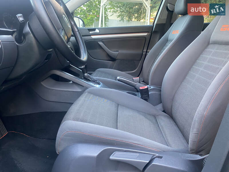 Хэтчбек Volkswagen Golf 2007 в Бучаче