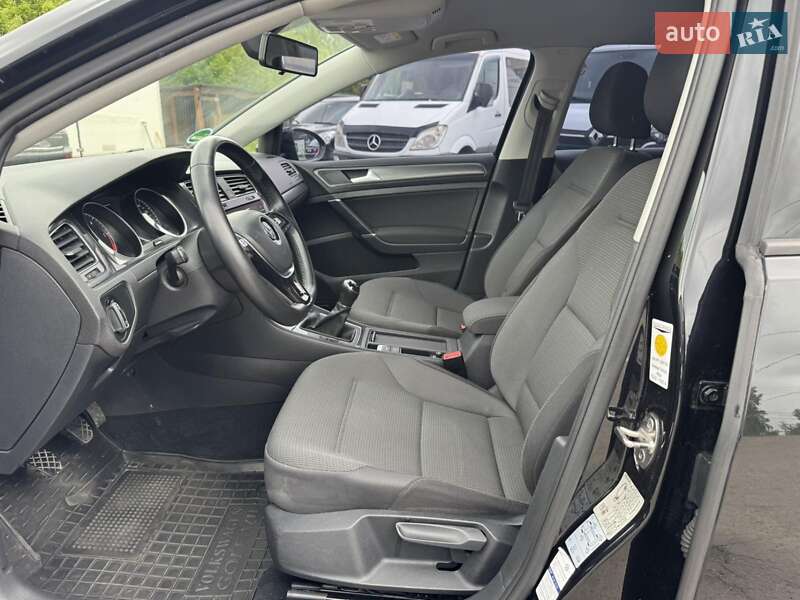 Универсал Volkswagen Golf 2017 в Дубно фото 15 Универсал Volkswagen Golf 2017 в Дубно
