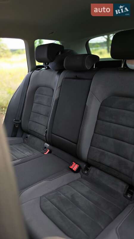 Універсал Volkswagen Golf 2017 в Кропивницькому