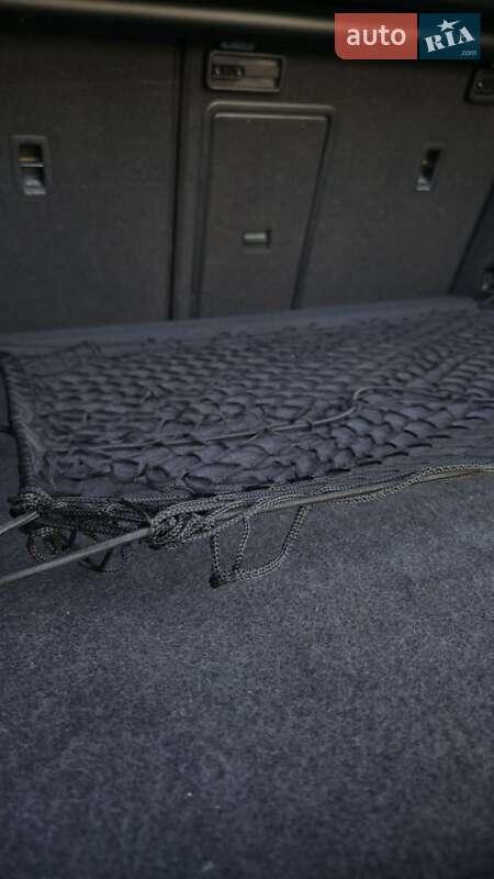 Універсал Volkswagen Golf 2017 в Кропивницькому