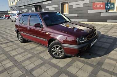Хэтчбек Volkswagen Golf 1997 в Виннице