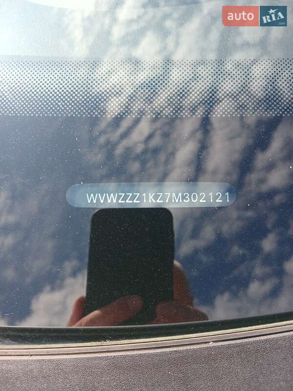 Універсал Volkswagen Golf 2007 в Чернігові