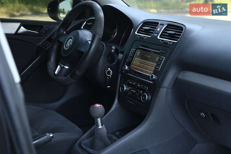 Хетчбек Volkswagen Golf 2009 в Бердичеві
