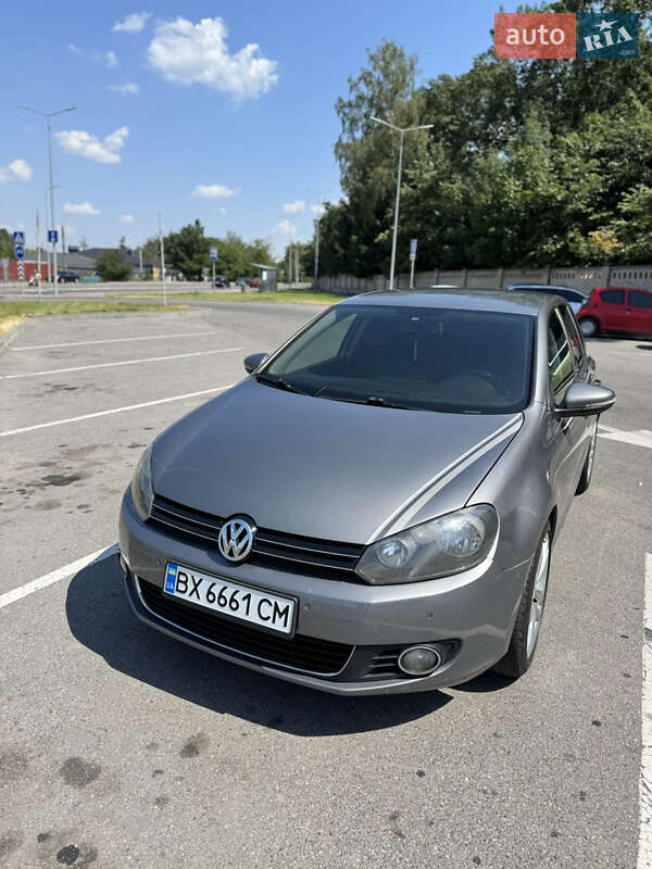 Хэтчбек Volkswagen Golf 2009 в Виннице