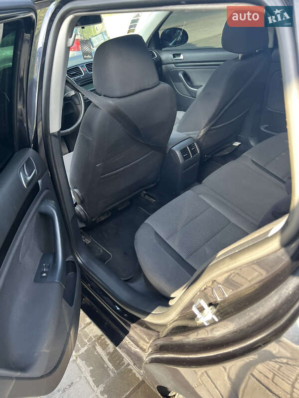 Універсал Volkswagen Golf 2009 в Славуті