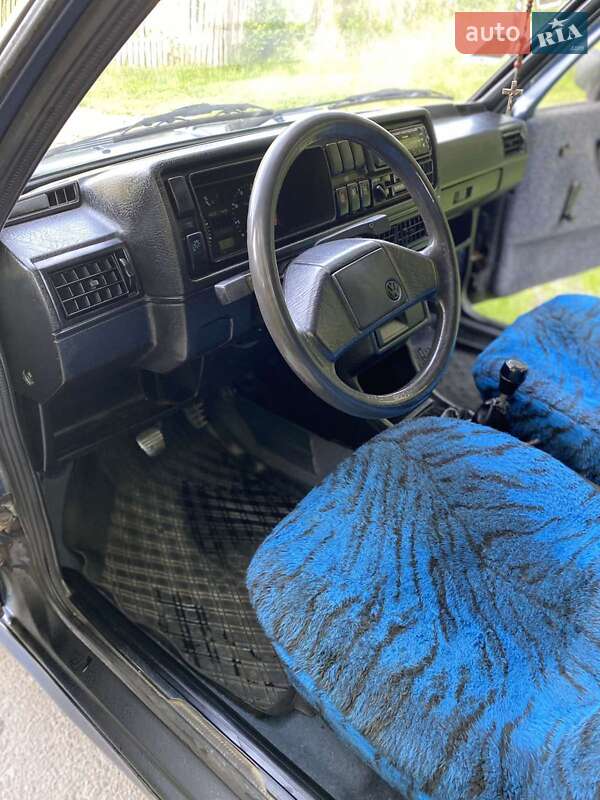 Хэтчбек Volkswagen Golf 1987 в Рава-Русской