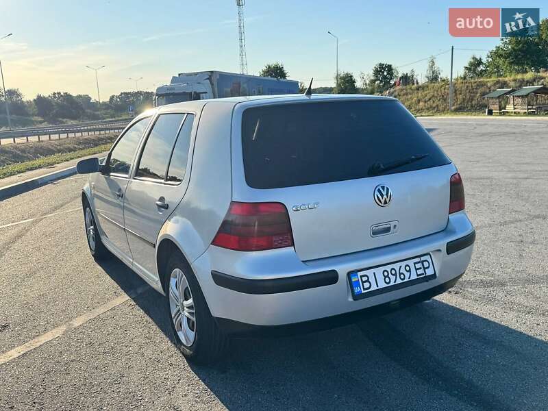 Хэтчбек Volkswagen Golf 2000 в Полтаве