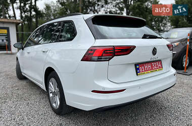 Універсал Volkswagen Golf 2021 в 