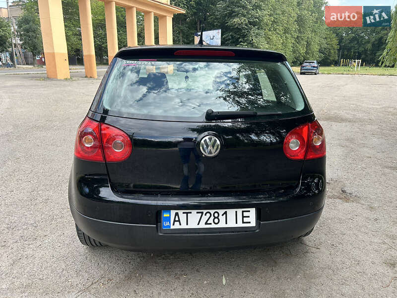Хетчбек Volkswagen Golf 2007 в Івано-Франківську