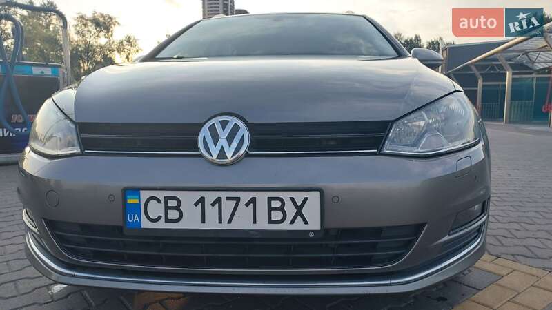 Універсал Volkswagen Golf 2015 в Києві