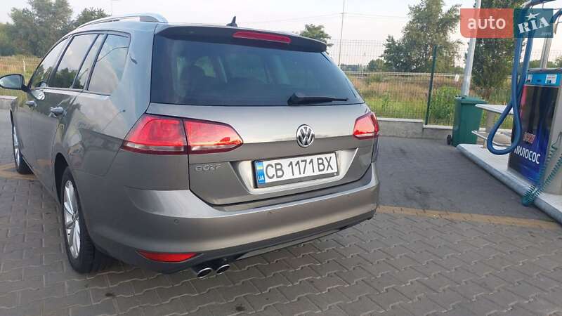 Універсал Volkswagen Golf 2015 в Києві