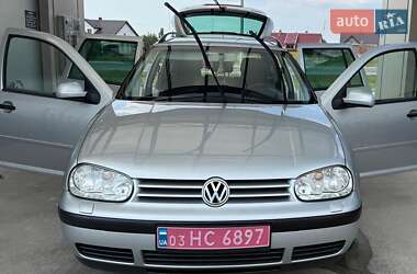 Универсал Volkswagen Golf 2006 в Городке