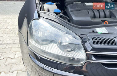 Хетчбек Volkswagen Golf 2008 в 