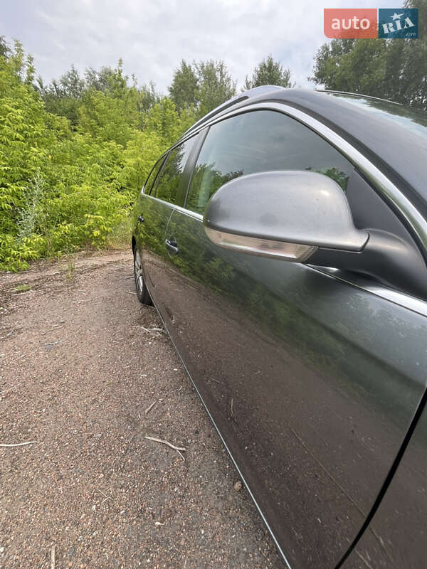 Універсал Volkswagen Golf 2009 в Харкові