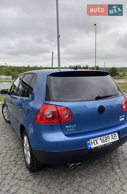 Хетчбек Volkswagen Golf 2003 в Хмельницькому