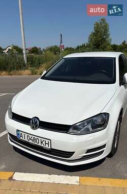Хэтчбек Volkswagen Golf 2012 в Гостомеле