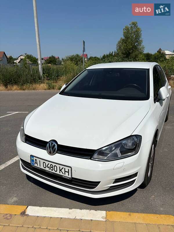 Хетчбек Volkswagen Golf 2012 в Гостомелі