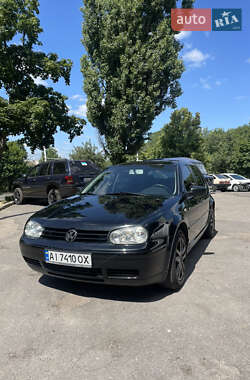 Хэтчбек Volkswagen Golf 2002 в Белой Церкви