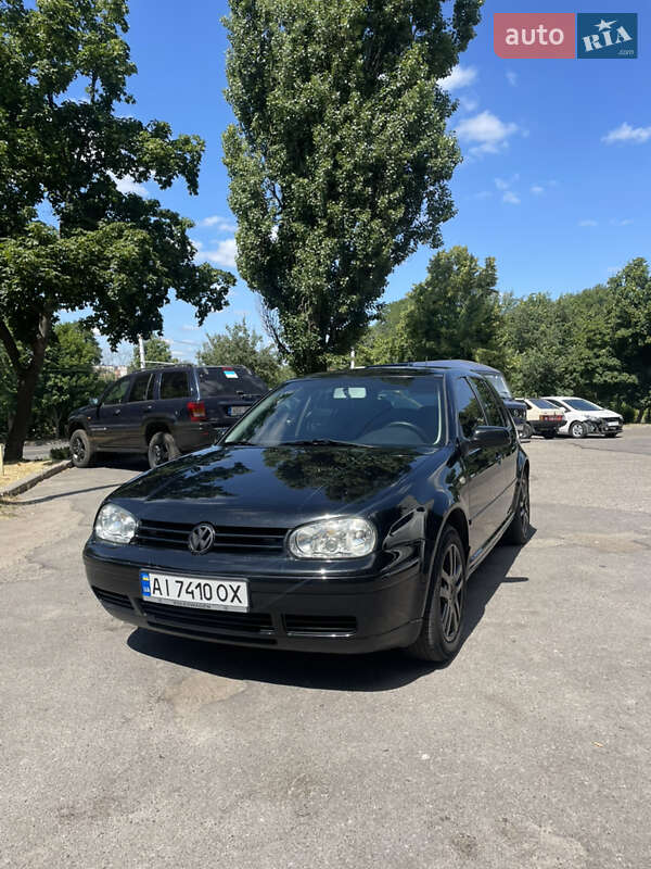 Volkswagen Golf 2002
