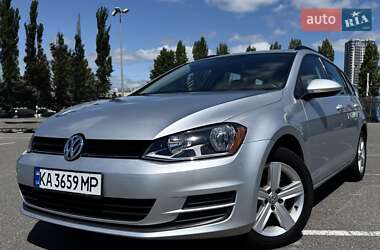 Універсал Volkswagen Golf 2015 в Києві