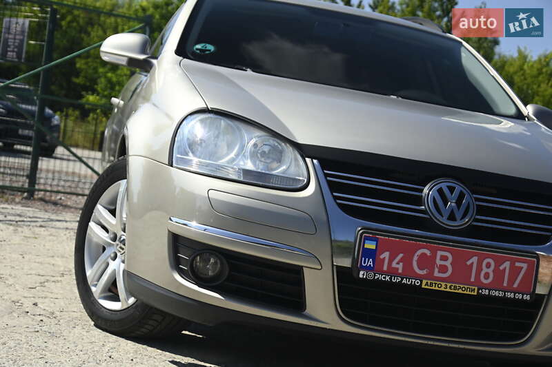 Універсал Volkswagen Golf 2008 в Бердичеві