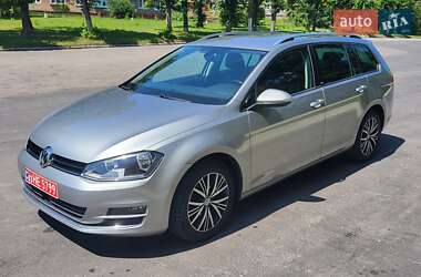 Універсал Volkswagen Golf 2016 в Нововолинську