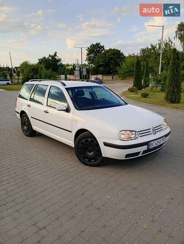 Volkswagen Golf 2003