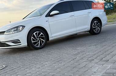 Універсал Volkswagen Golf 2018 в Києві
