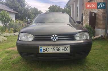 Универсал Volkswagen Golf 2004 в Львове