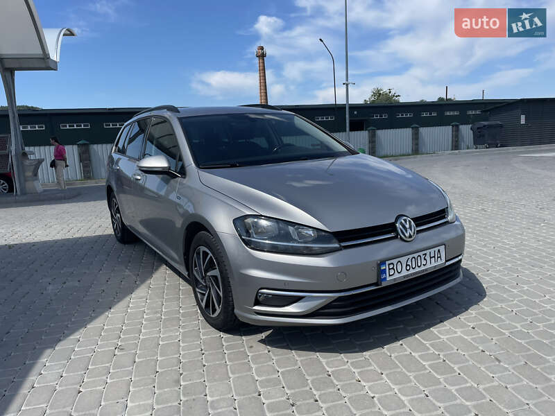Универсал Volkswagen Golf 2018 в Тернополе