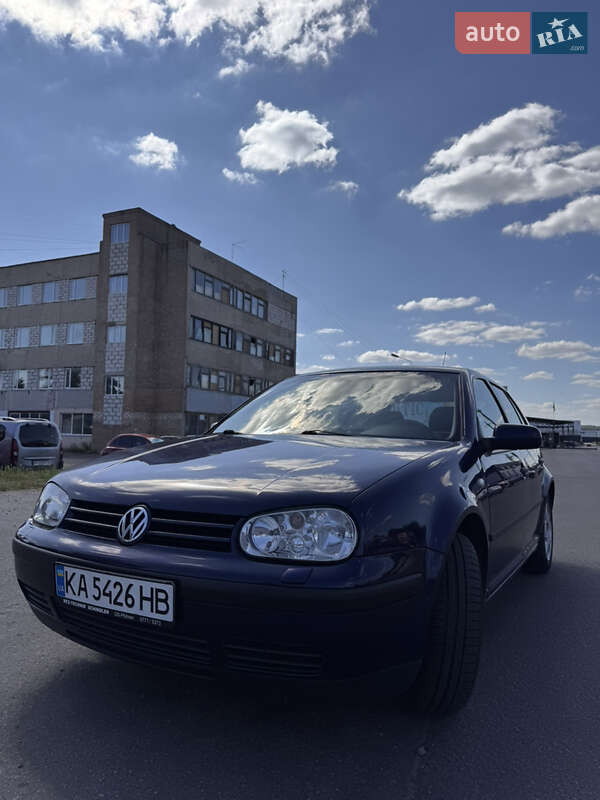 Volkswagen Golf 2001