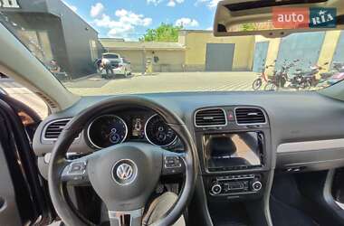 Універсал Volkswagen Golf 2010 в 