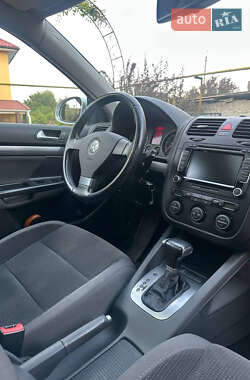 Універсал Volkswagen Golf 2008 в 