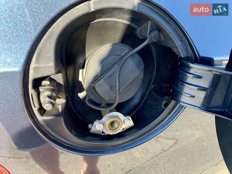 Хэтчбек Volkswagen Golf 2009 в Виннице