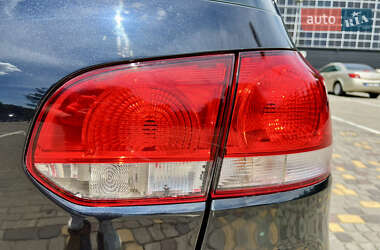 Хэтчбек Volkswagen Golf 2009 в 
