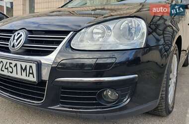 Универсал Volkswagen Golf 2007 в Киеве