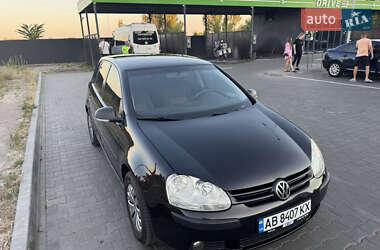 Хетчбек Volkswagen Golf 2009 в 