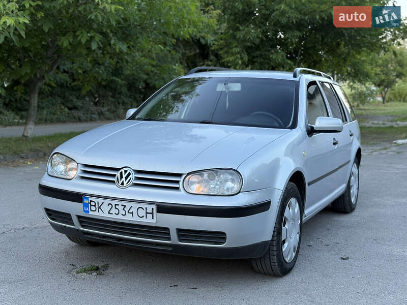 Volkswagen Golf 2000