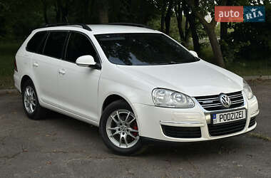 Універсал Volkswagen Golf 2009 в Володимирі