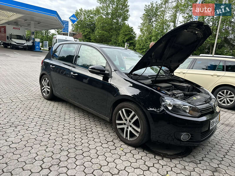 Хэтчбек Volkswagen Golf 2009 в Луцке
