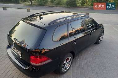 Універсал Volkswagen Golf 2009 в 