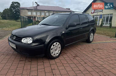 Хэтчбек Volkswagen Golf 2001 в Стрые