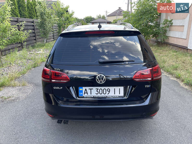 Универсал Volkswagen Golf 2015 в Киеве